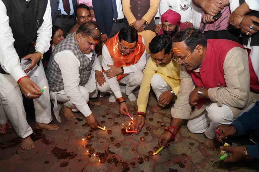 बीजेपी प्रदेश कार्यालय में दीवाली पूजन कार्यक्रम; सीएम धामी, प्रदेश अध्यक्ष समेत कई नेता रहे मौजूद