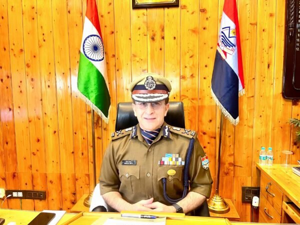 उत्तराखण्ड पुलिस के नवनियुक्त डीजीपी दीपम सेठ ने किया पदभार ग्रहण, बताई प्राथमिकता..