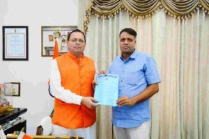 शिक्षक नेता माजिला ने मुख्यमंत्री धामी से की मुलाकात, शिक्षकों की कई मांगों पर हुई बातचीत