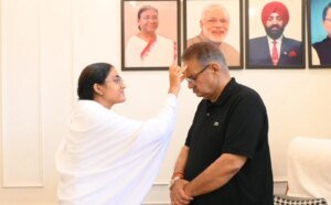 रक्षा सूत्र के साथ मजबूत हुआ स्नेह और विश्वास का बंधन, ब्रह्मकुमारी बहनों ने मंत्री गणेश जोशी को दी अग्रिम रक्षाबंधन की शुभकामनाएं
